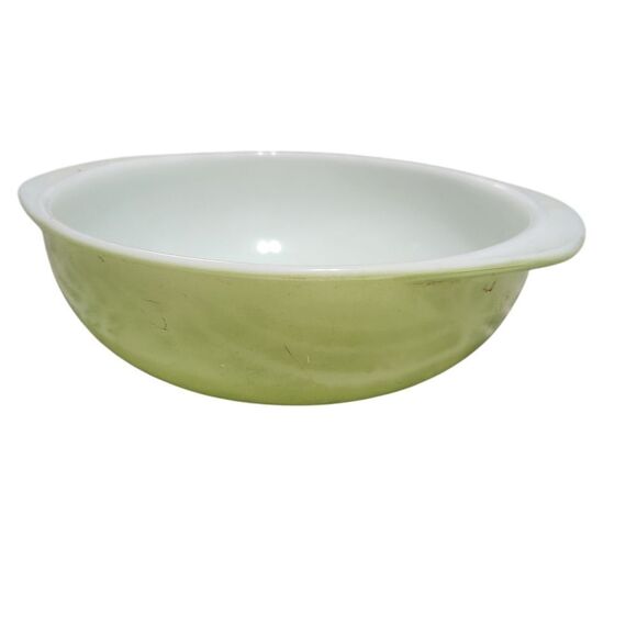 Vintage Pyrex 024 2 QT Yellow Casserole Dish Bowl with Handles Baking Collection - Picture 1 of 8